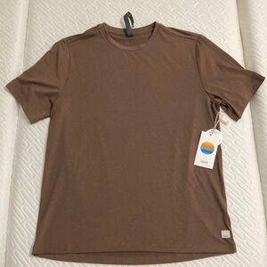 NWT Vuori Current Tech Tee Clove Brown Medium